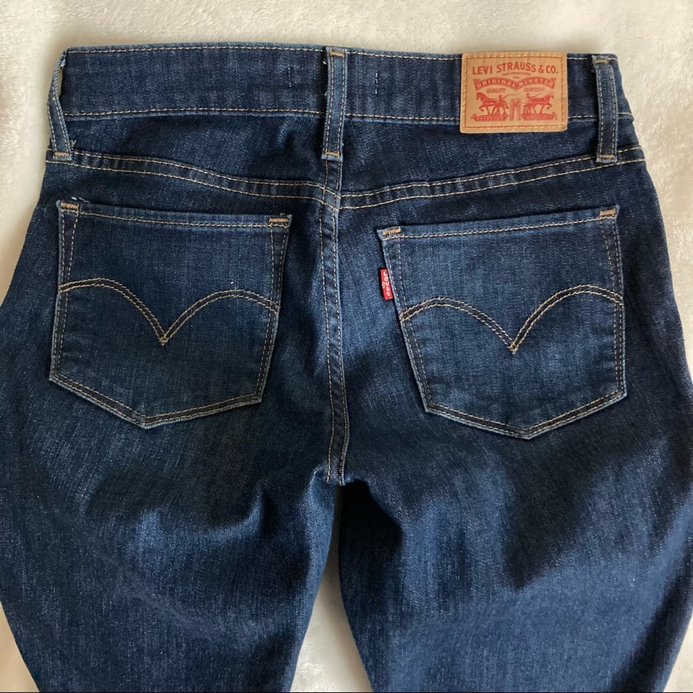 Levi’s 711 Skinny
